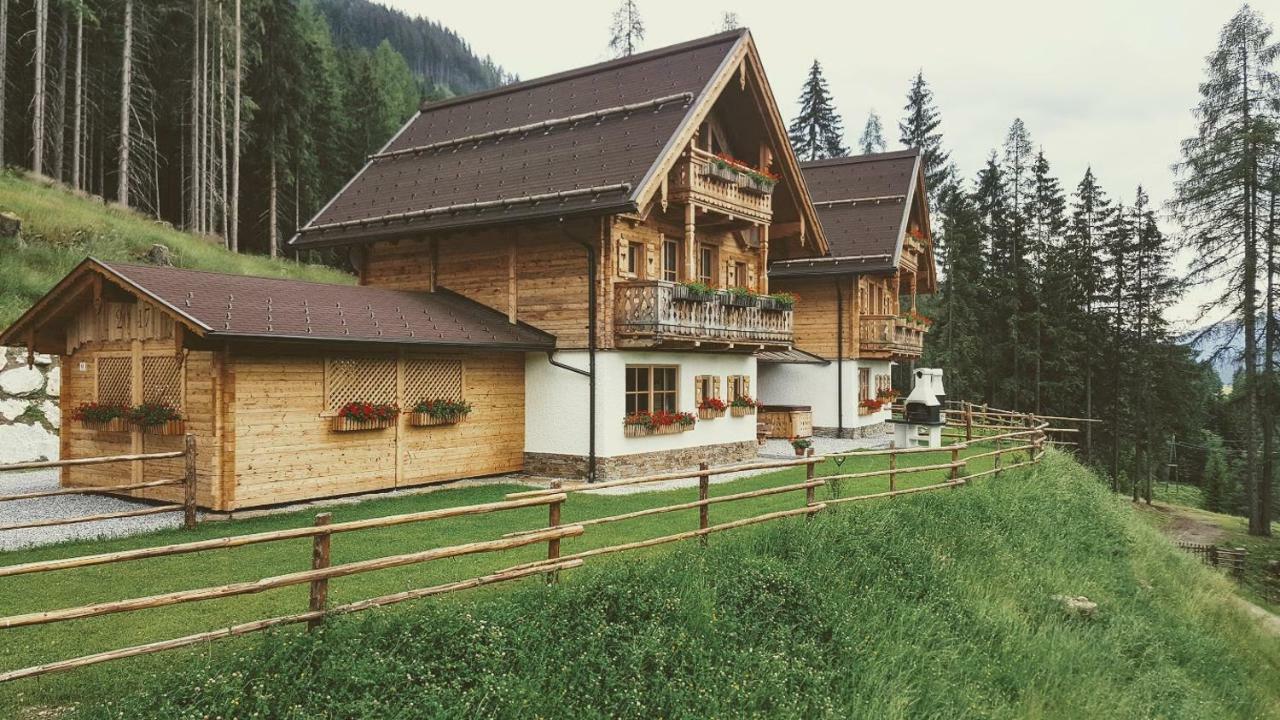 Chalets Almidylle ซังต์ มาร์ติน อัม เทนเนนเกอเบียร์เกอ ภายนอก รูปภาพ
