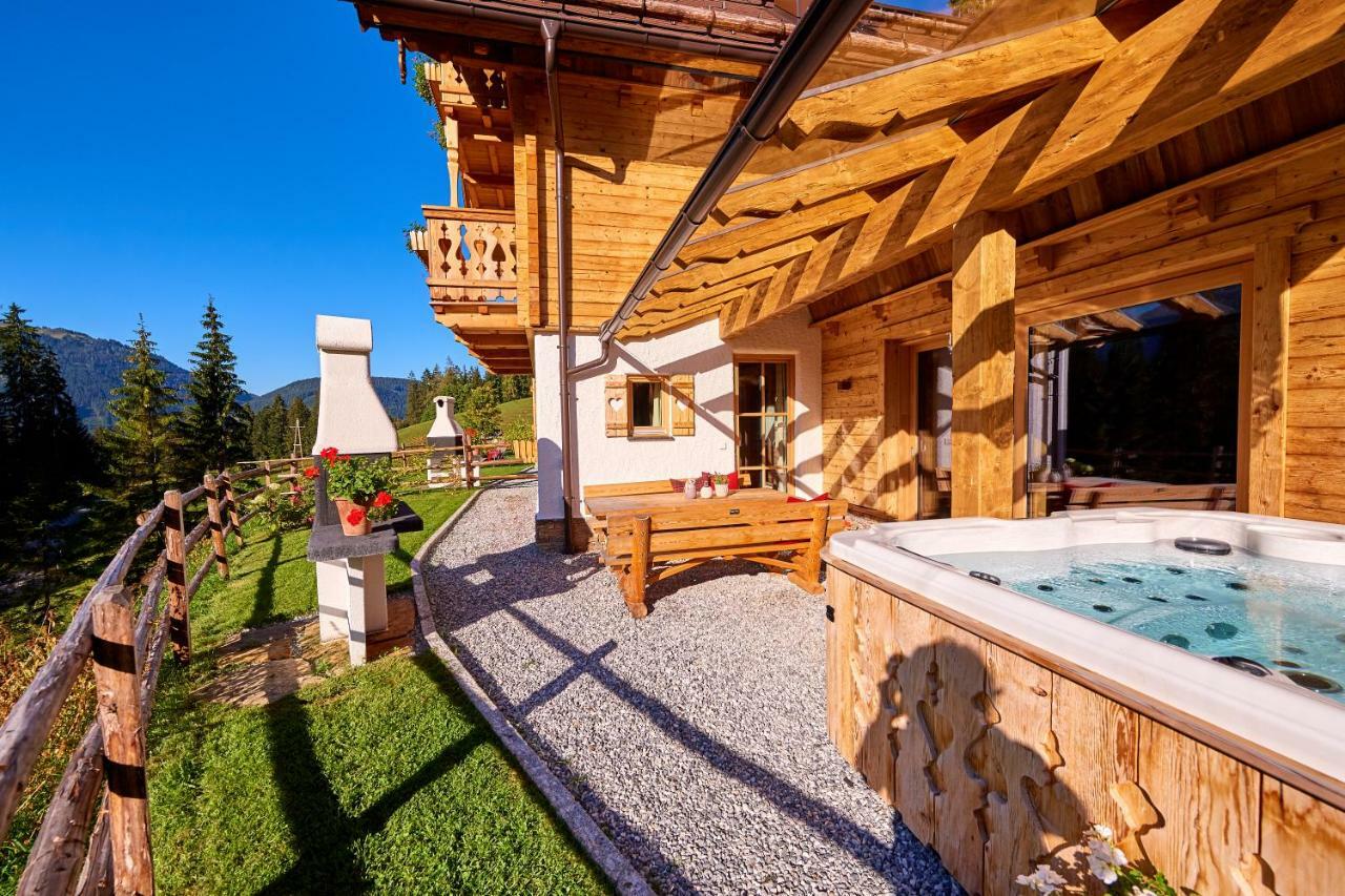 Chalets Almidylle ซังต์ มาร์ติน อัม เทนเนนเกอเบียร์เกอ ภายนอก รูปภาพ